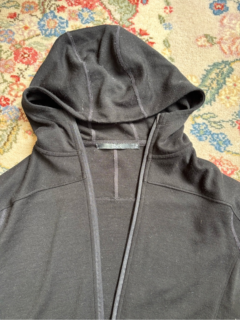 Ibex Shak Hoodoo Hoodie 100% merino wool - Picture 2 of 8